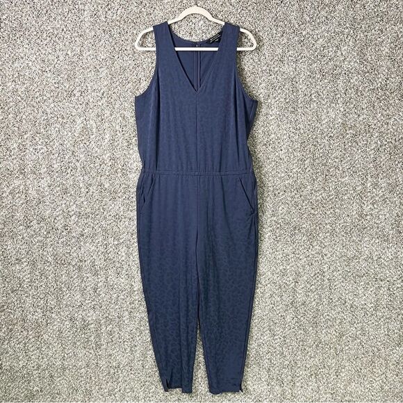 Athleta Jumpsuit Women’s 16 Brooklyn Textured Blue Sleeveless V-Neck Plus Size - Picture 1 of 12
